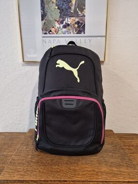 Puma Evercat Contender Gym/Travel Backpack 18"
Black/pink
